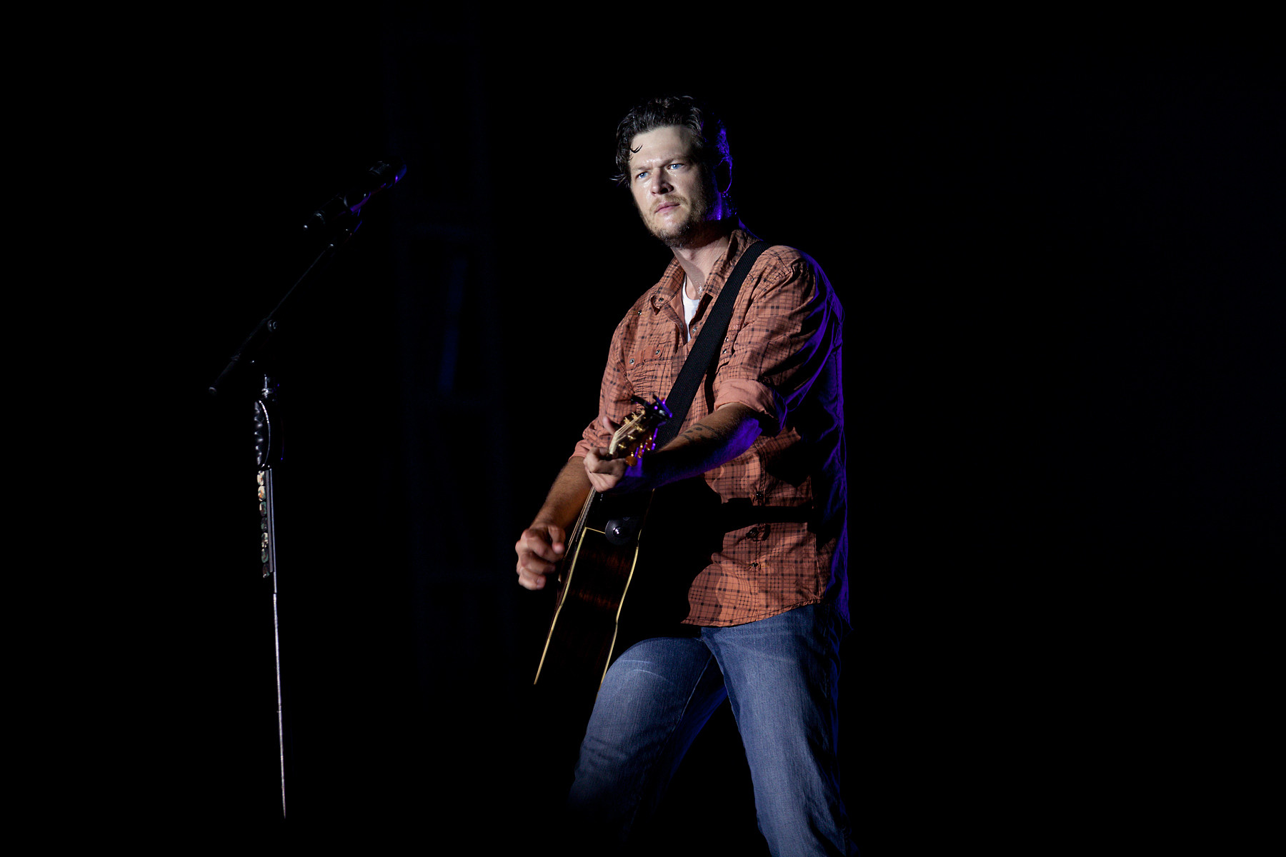 Blake Shelton @ CMT Music Festival 2011