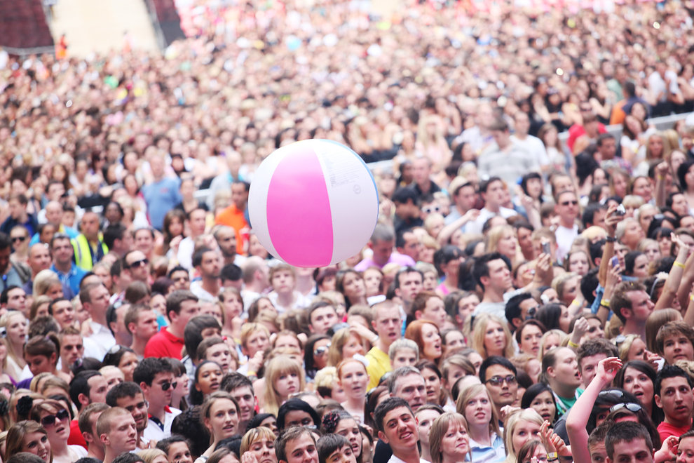 All fun and games during Pixie Lott's set