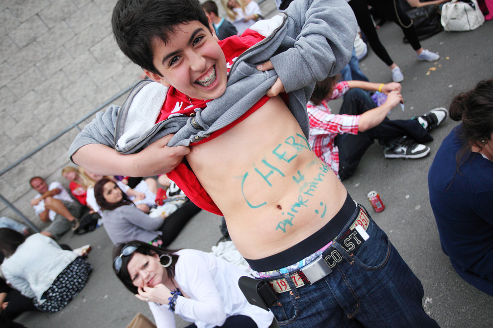 Cheryl Cole body art